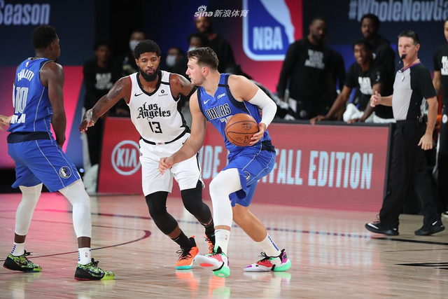 这种攻防两 这种攻防两