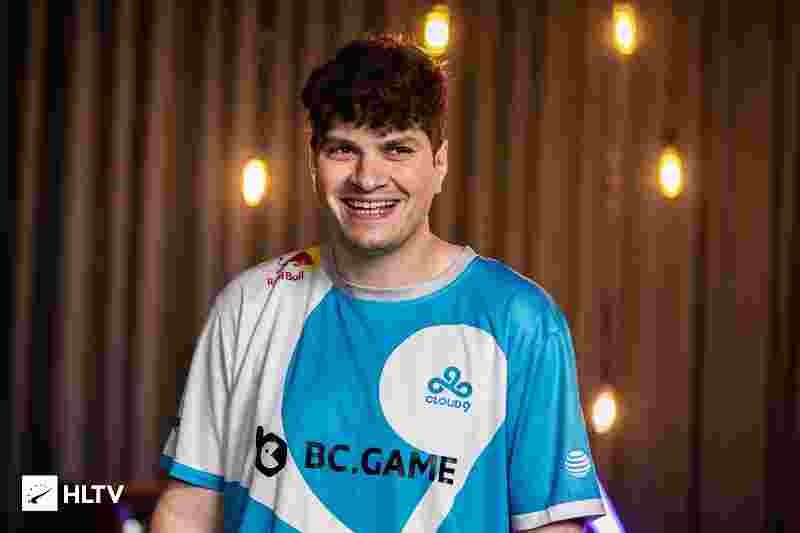 终于在与斯 终于在与斯